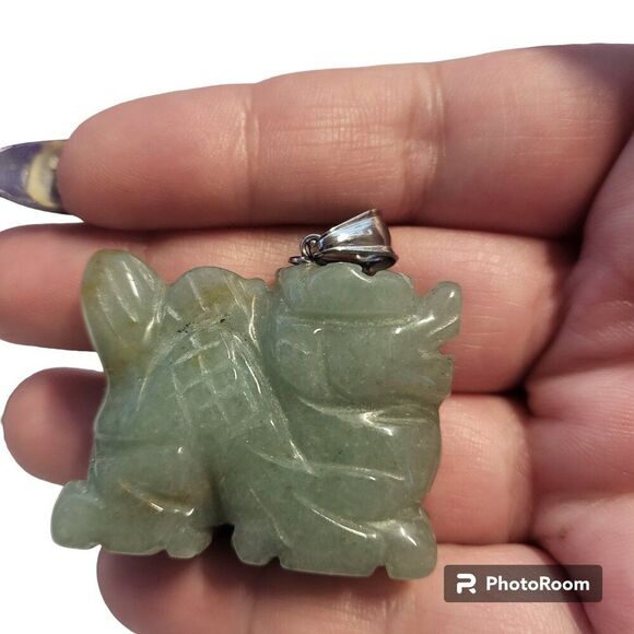 Vintage Carved Natural Green Aventurine Dragon Pendant - Picture 4 of 8
